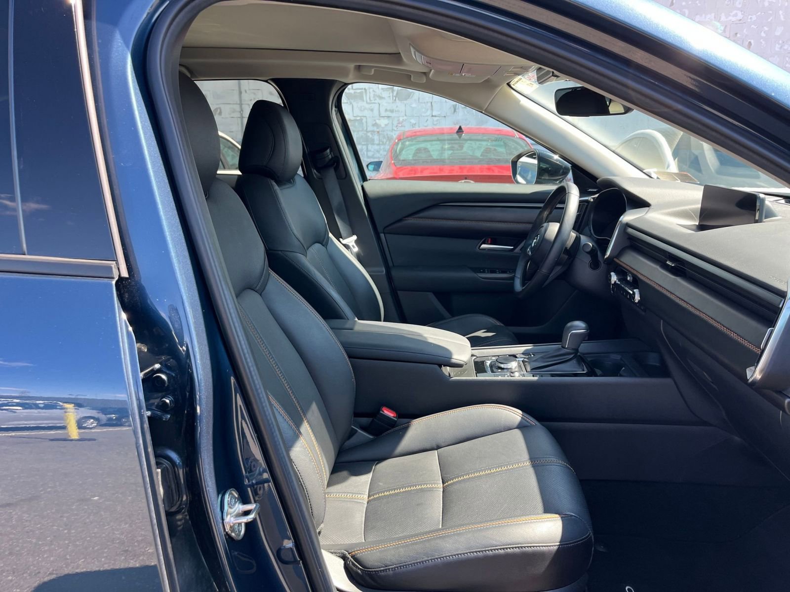 Used 2025 MAZDA CX-50 2.5 Hybrid w/ Premium Plus Pkg image 28