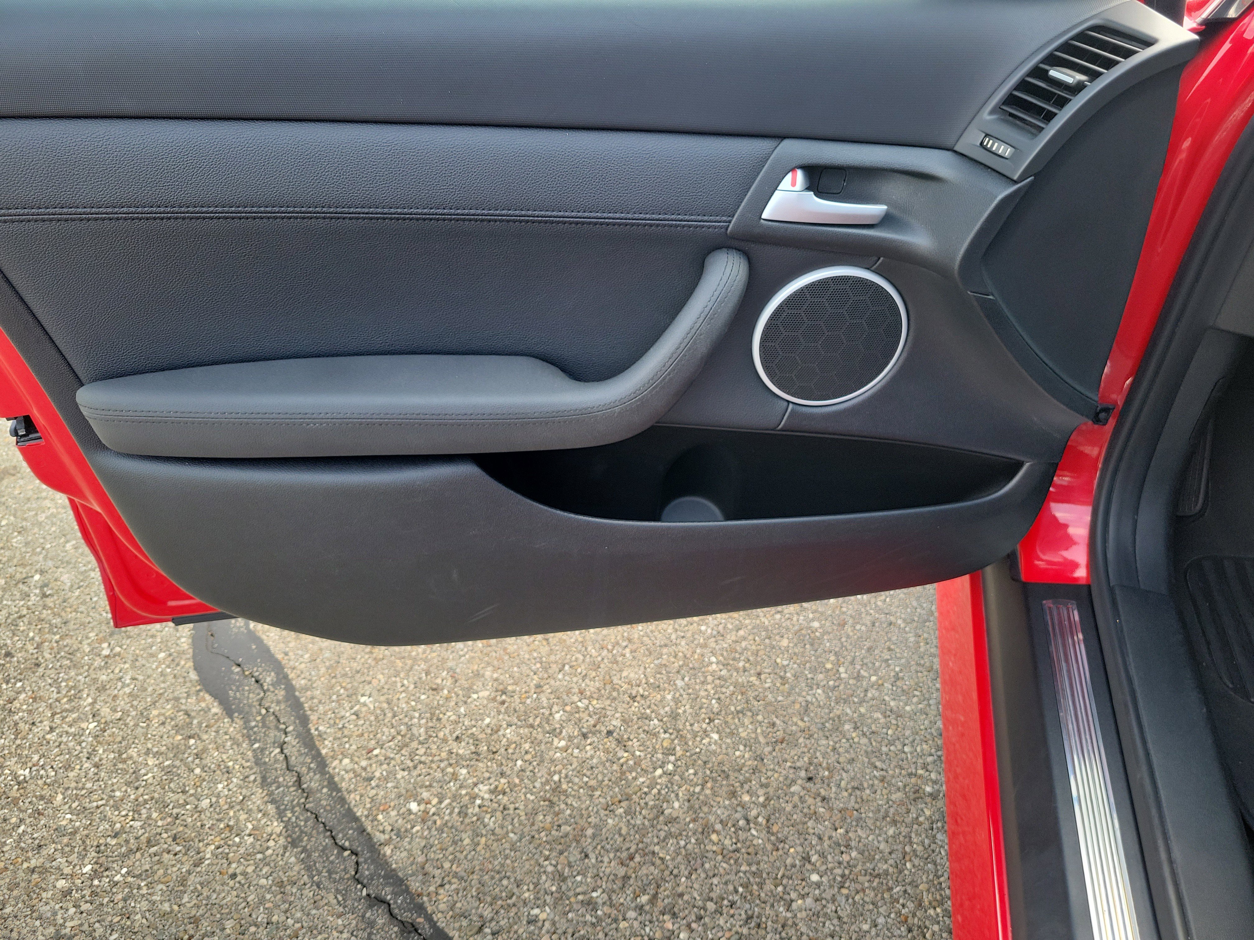 Used 2009 Pontiac G8 GT w/ Premium Package image 15