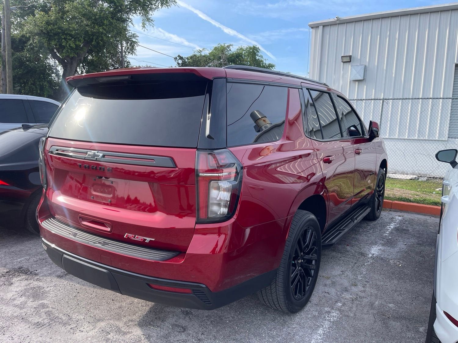 Used 2024 Chevrolet Tahoe RST w/ Luxury Package AWD/4WD image 6