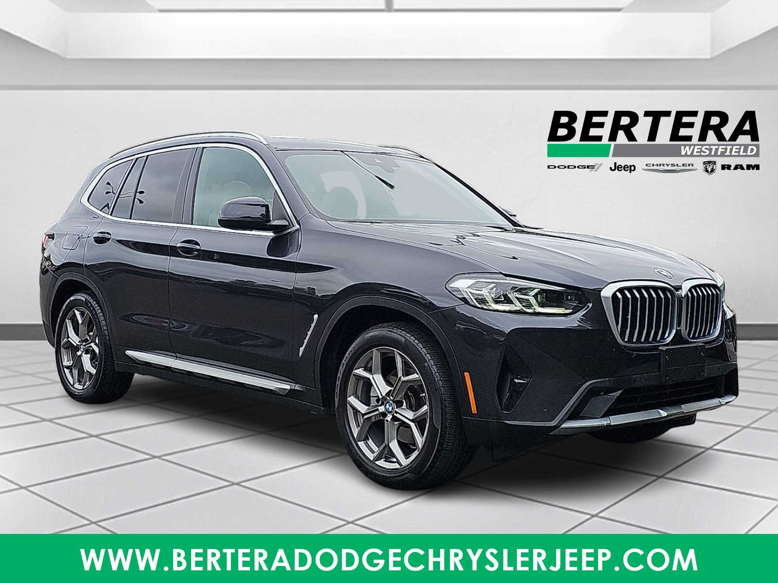 Used 2022 BMW X3 xDrive30i w/ Premium Package 2