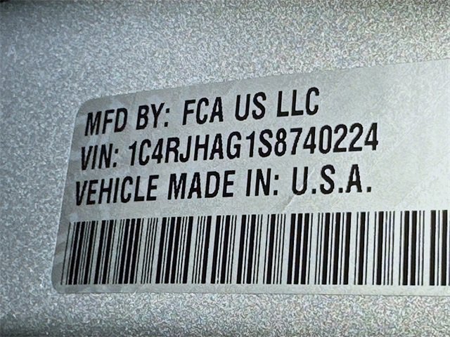 New 2025 Jeep Grand Cherokee Altitude image 17