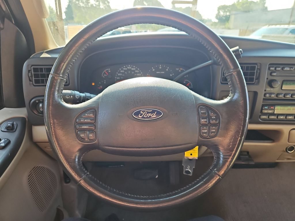 Used 2005 Ford Excursion Limited AWD/4WD image 20