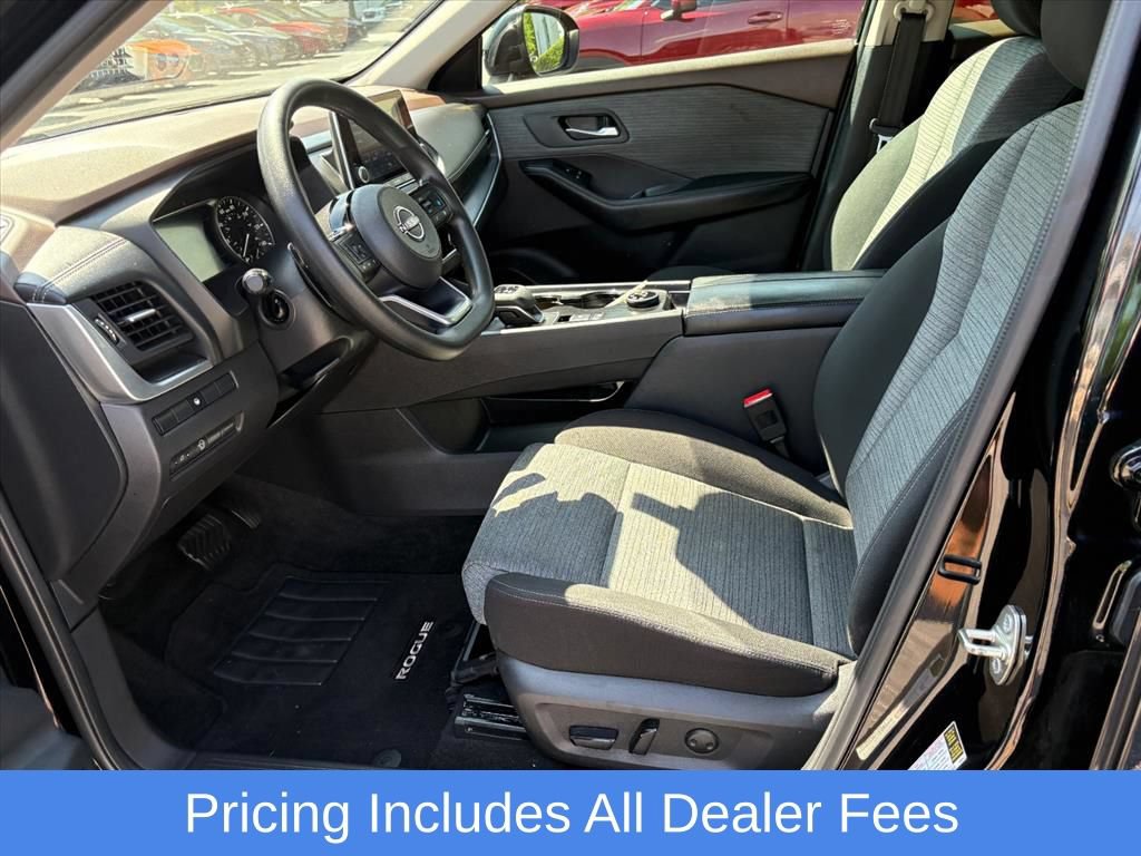 Used 2023 Nissan Rogue SV AWD/4WD image 17