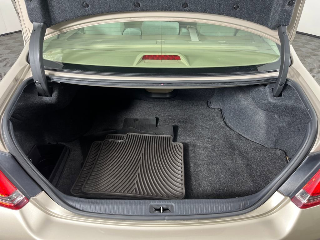 Used 2006 Toyota Avalon XL image 19