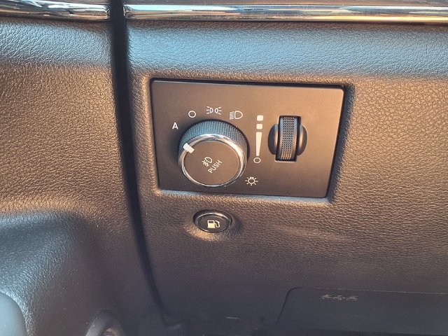 Used 2019 Jeep Grand Cherokee High Altitude AWD/4WD image 15