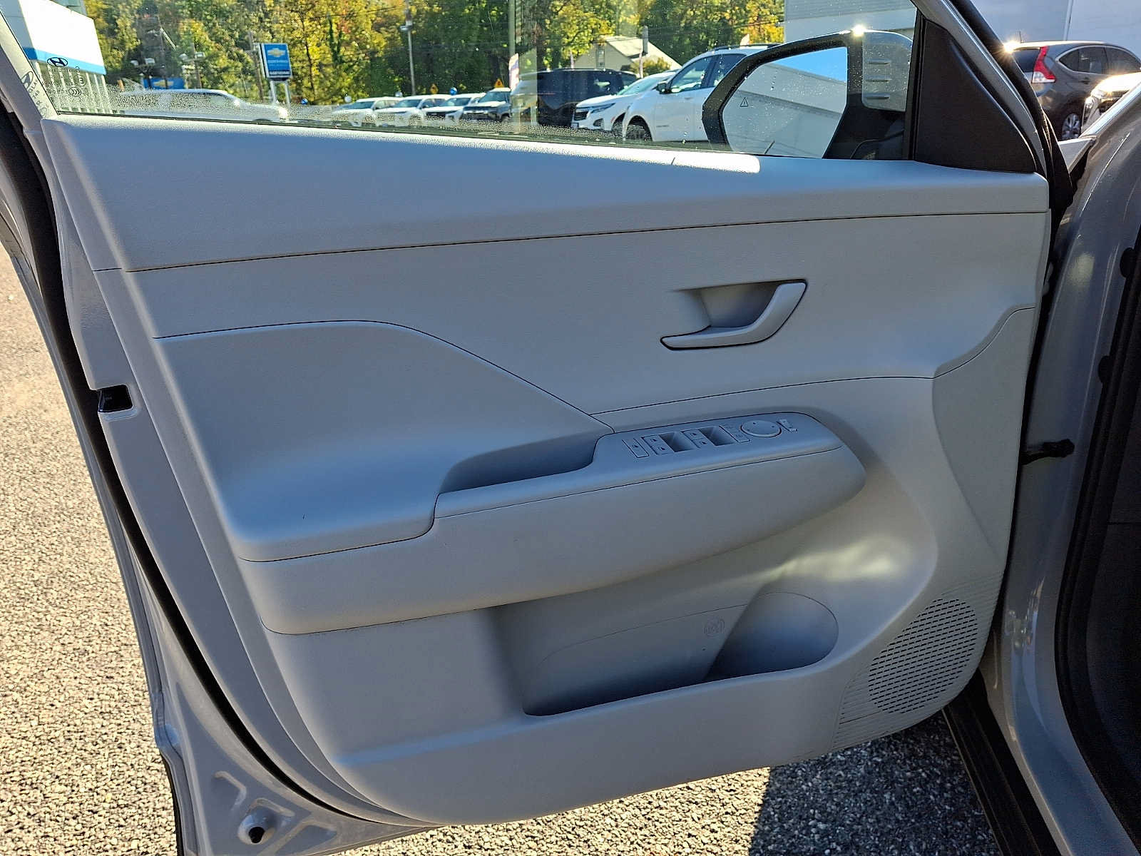 Used 2024 Hyundai Kona SE AWD/4WD image 13