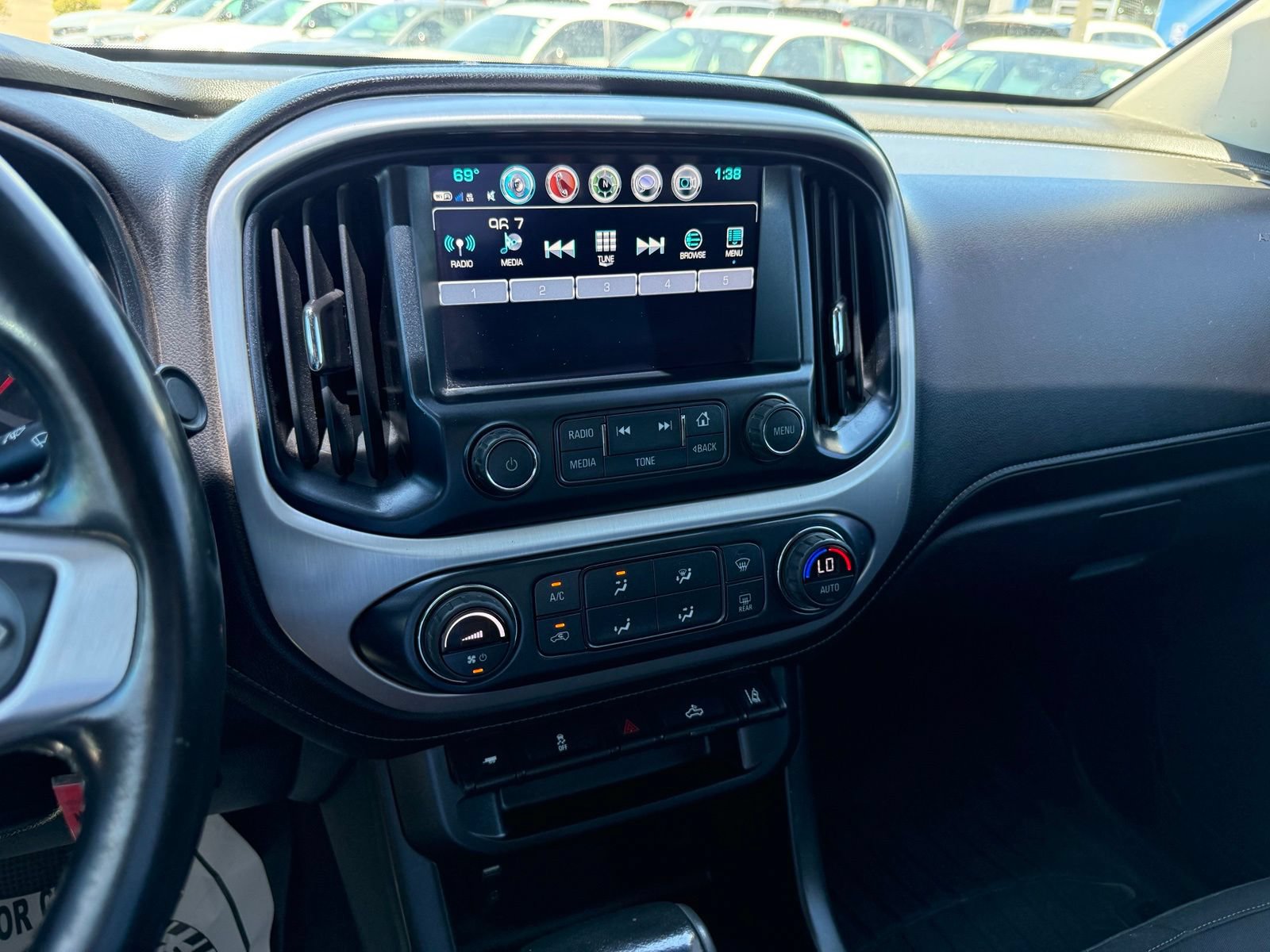 Used 2018 GMC Canyon SLE w/ SLE Convenience Package AWD/4WD image 21