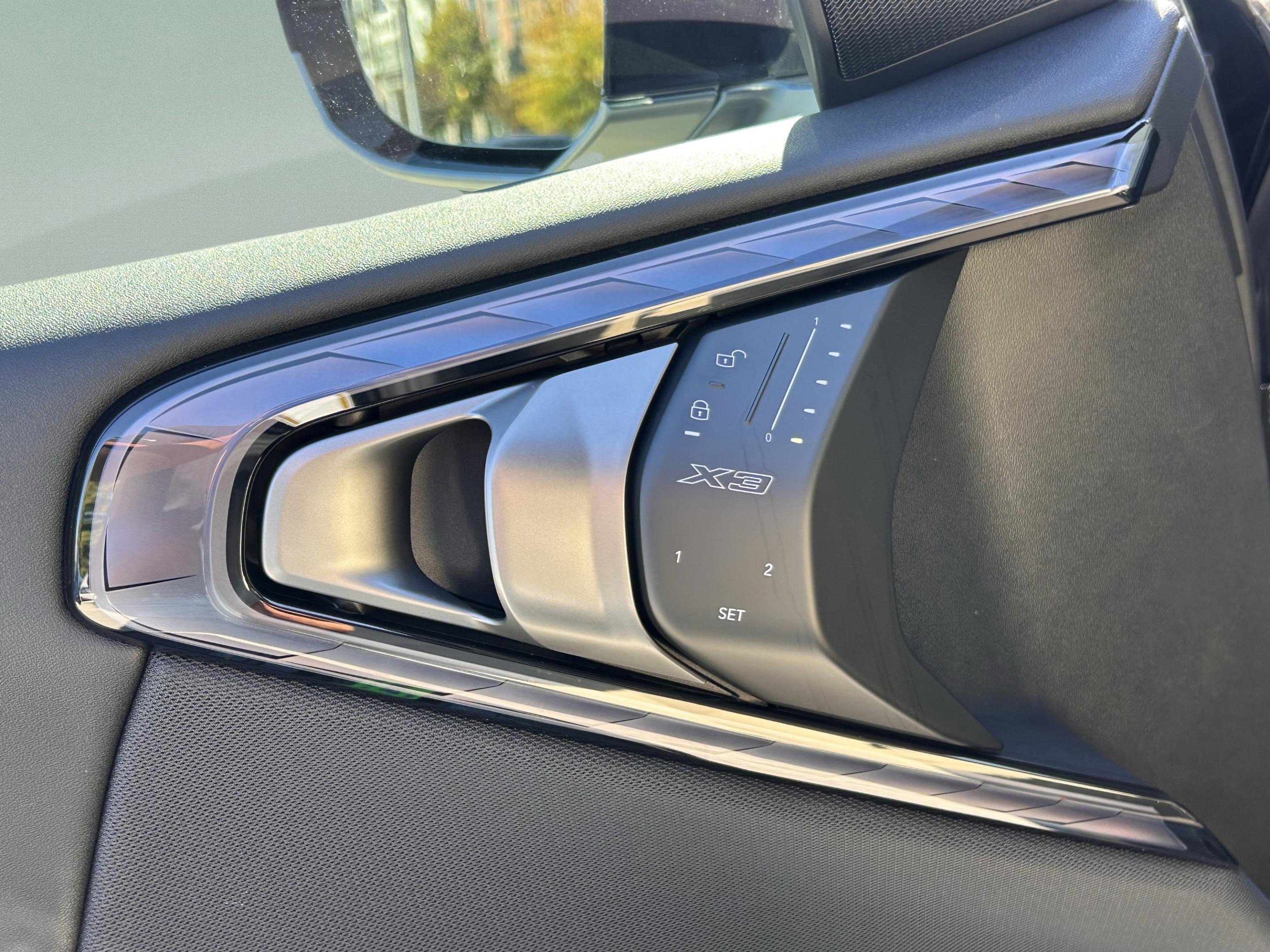 Used 2026 BMW X3 xDrive30 w/ Premium Package image 16