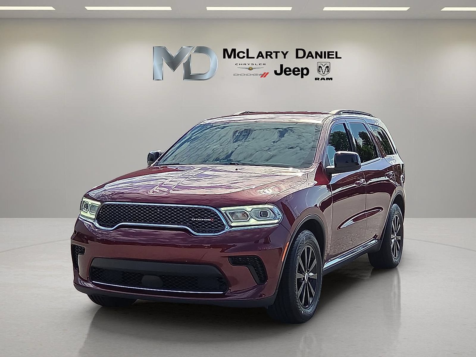 Used 2023 Dodge Durango SXT Launch Edition RWD image 2