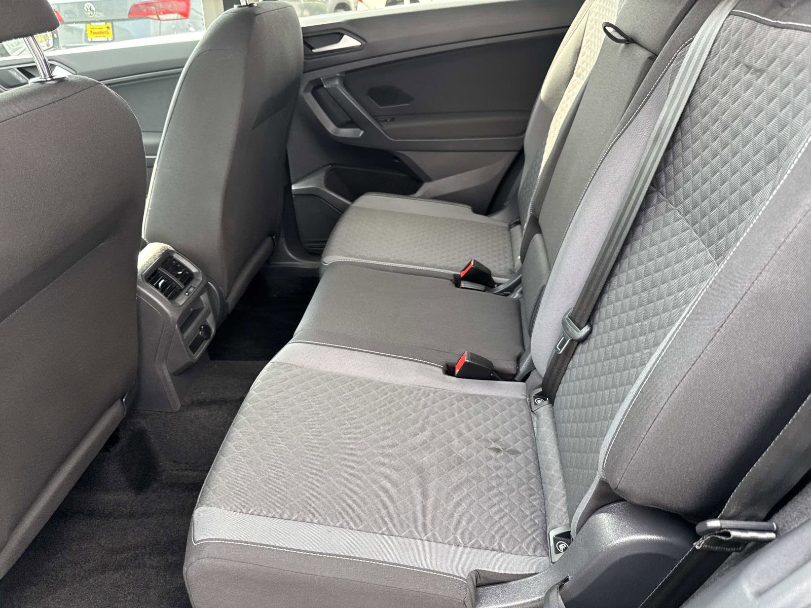 Used 2021 Volkswagen Tiguan S image 13