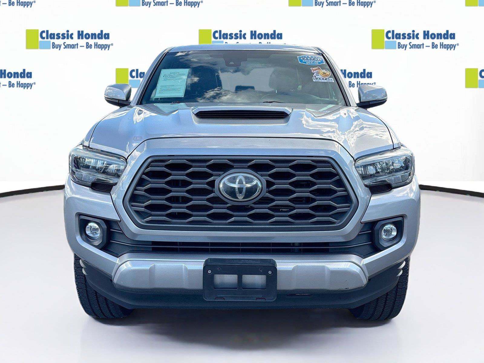 Used 2020 Toyota Tacoma TRD Sport w/ TRD Premium Sport Package AWD/4WD image 2