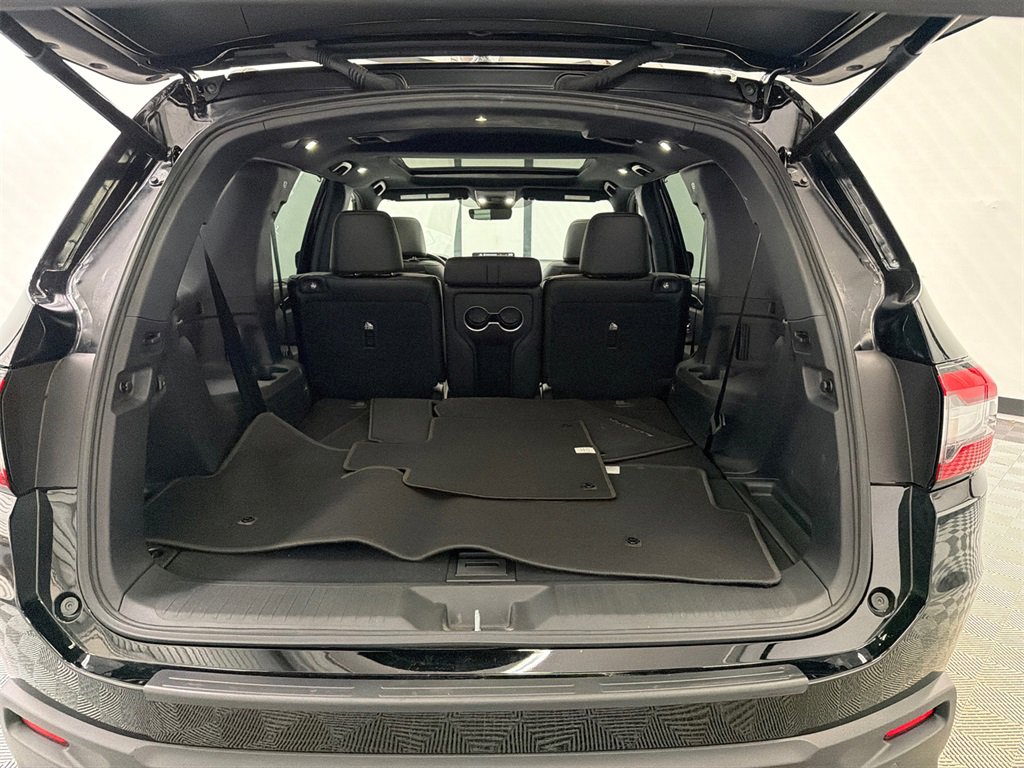 Used 2025 Honda Pilot Black Edition image 20