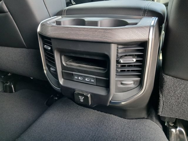 New 2026 RAM 2500 Laramie w/ Towing Technology Group AWD/4WD image 30