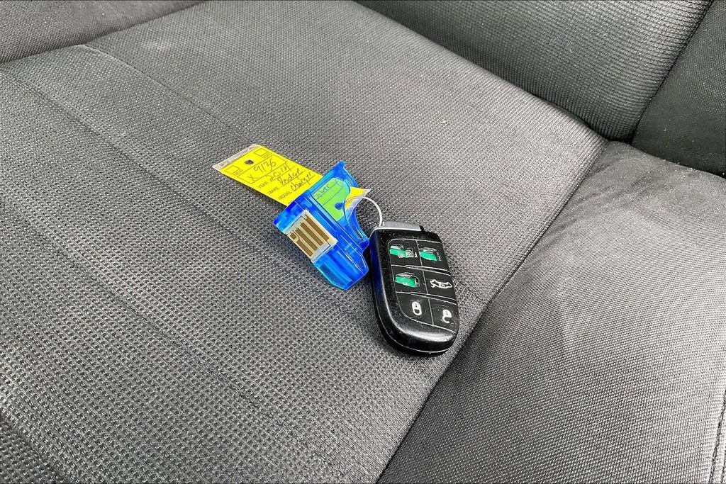Used 2014 Dodge Charger SE RWD image 37