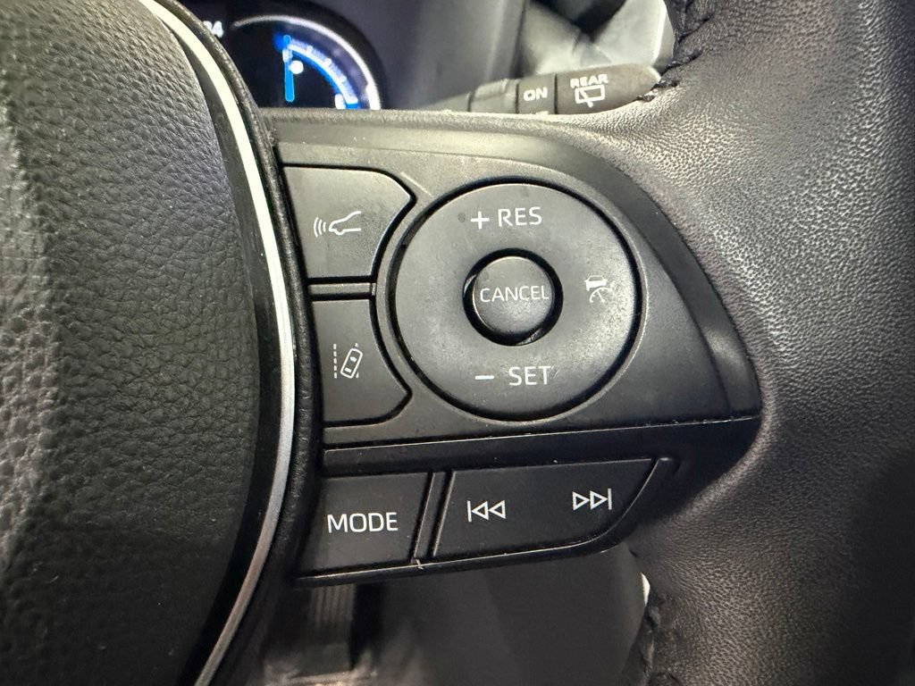 Used 2024 Toyota RAV4 SE w/ Convenience Package AWD/4WD image 29
