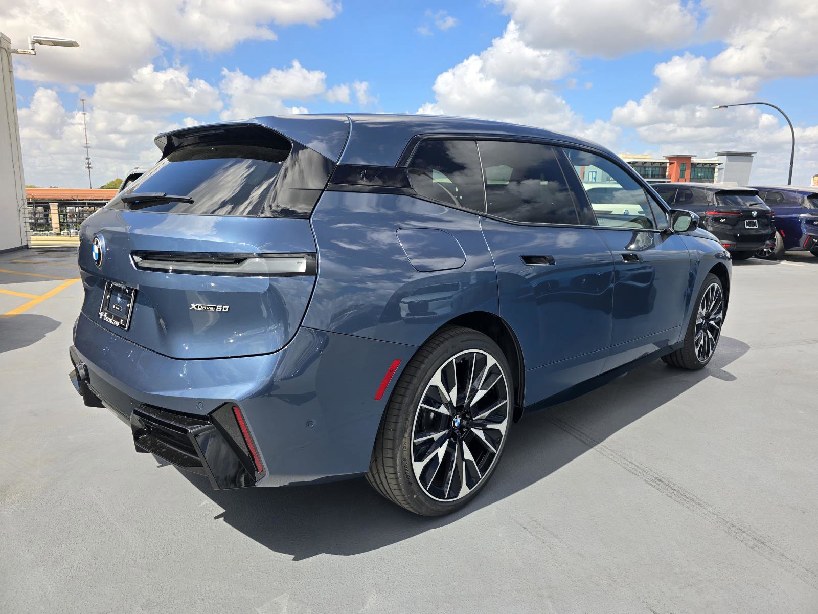 New 2026 BMW iX xDrive60 w/ M Sport Package image 3