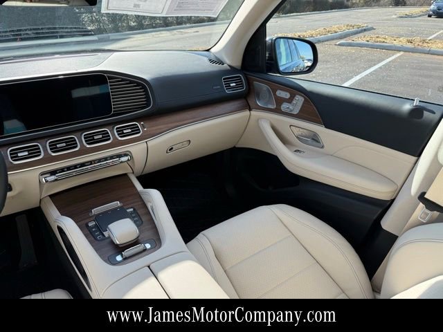 Certified 2026 Mercedes-Benz GLS 450 4MATIC image 17