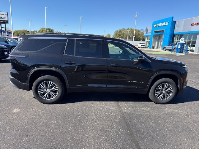 Used 2026 Chevrolet Traverse LT AWD/4WD image 7