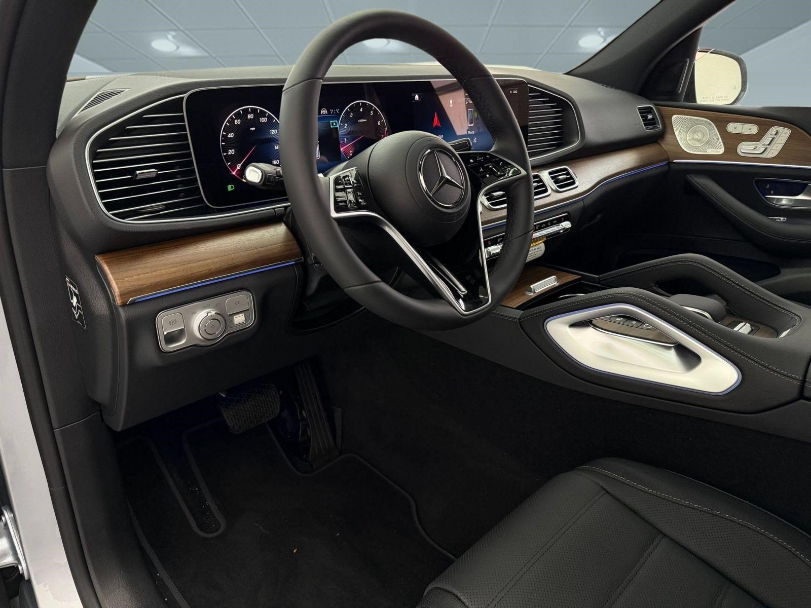 New 2026 Mercedes-Benz GLE 580 4MATIC image 4