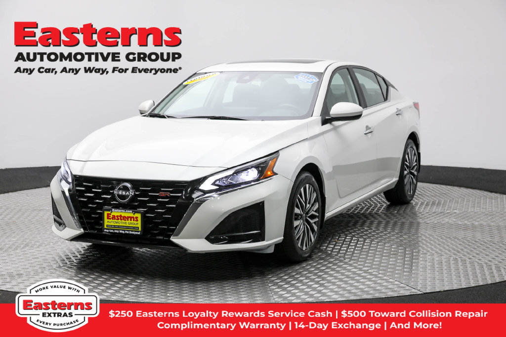 Used 2024 Nissan Altima 2.5 SV w/ SV Premium Package