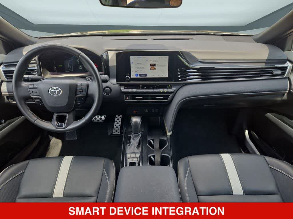 Used 2025 Toyota Camry SE FWD image 14