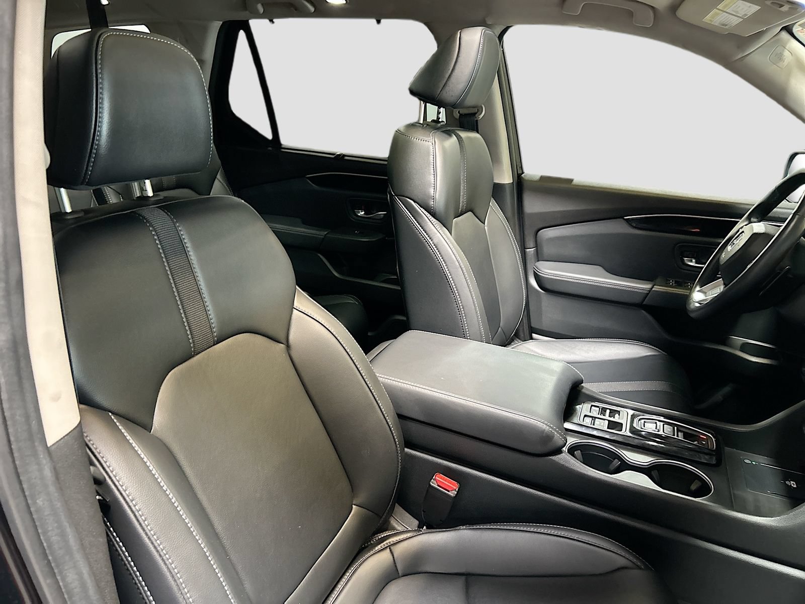 Used 2024 Honda Pilot Touring image 31