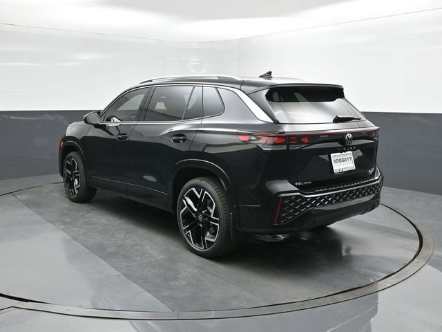 New 2026 Volkswagen Tiguan SEL R-Line image 5