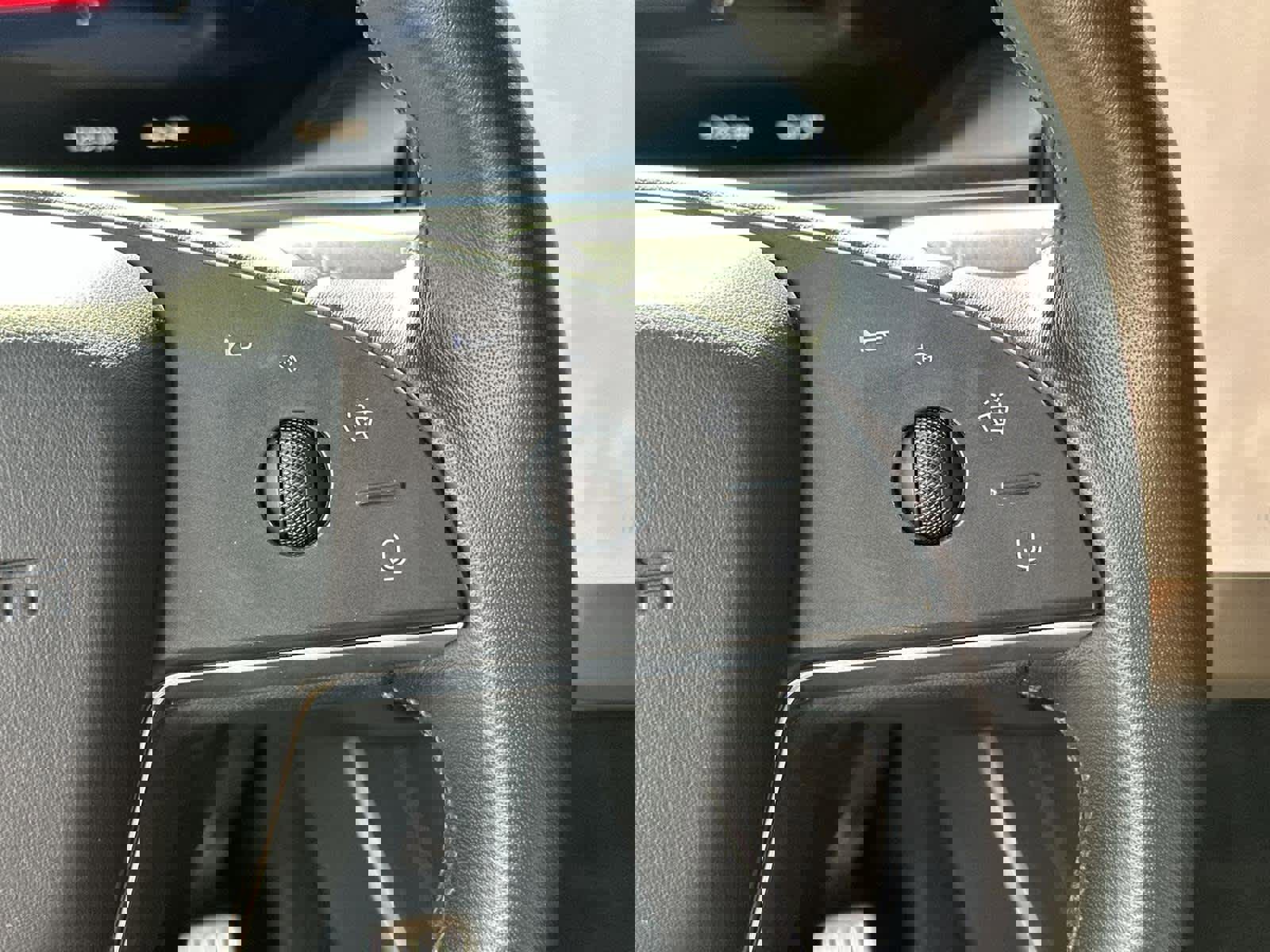 Used 2023 Tesla Model X Plaid image 25