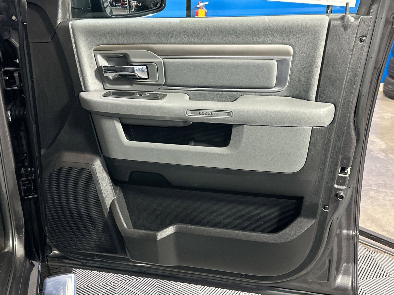 Used 2015 RAM 1500 Big Horn image 37