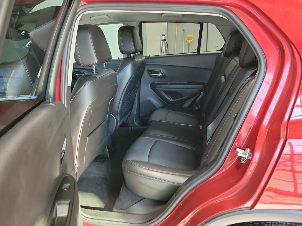 Used 2018 Chevrolet Trax LT w/ LT Convenience Package image 26