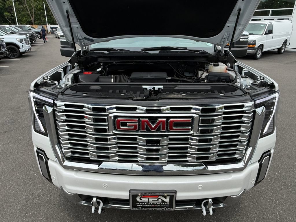 Used 2024 GMC Sierra 3500 Denali w/ Denali Reserve Package AWD/4WD image 28