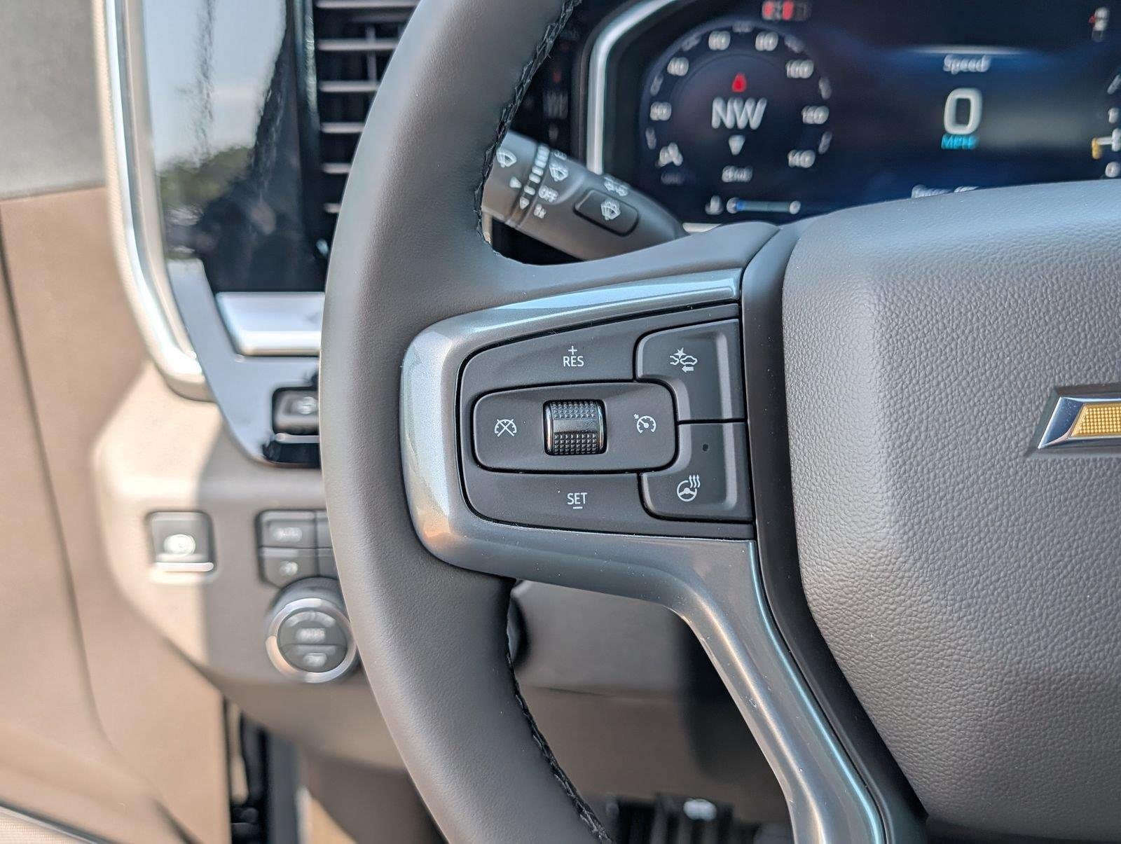 New 2026 Chevrolet Silverado 2500 LTZ w/ LTZ Convenience Package AWD/4WD image 14