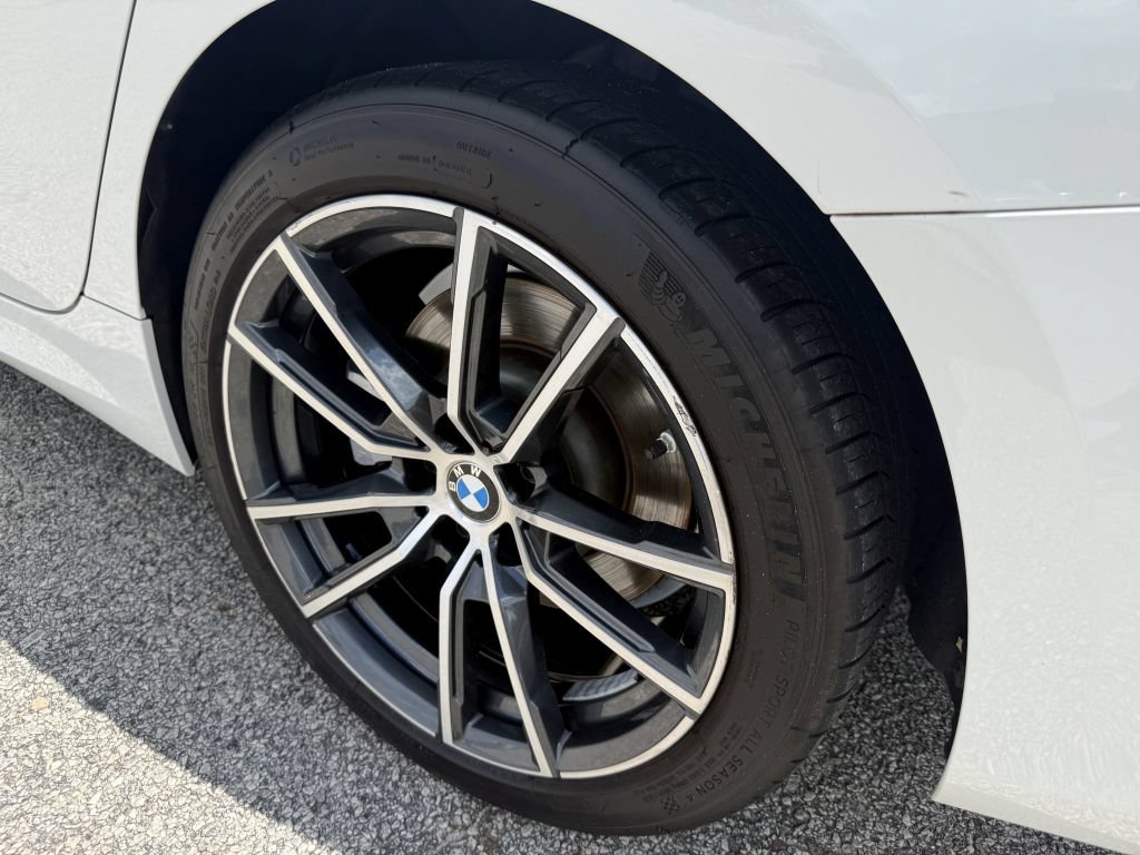 Used 2020 BMW 330i Sedan w/ Convenience Package RWD image 9