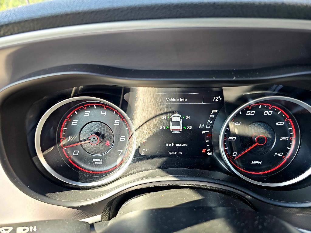 Used 2022 Dodge Charger SXT image 25
