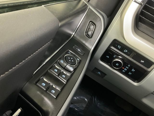 Used 2023 Ford F350 XLT w/ Black Appearance Package image 20
