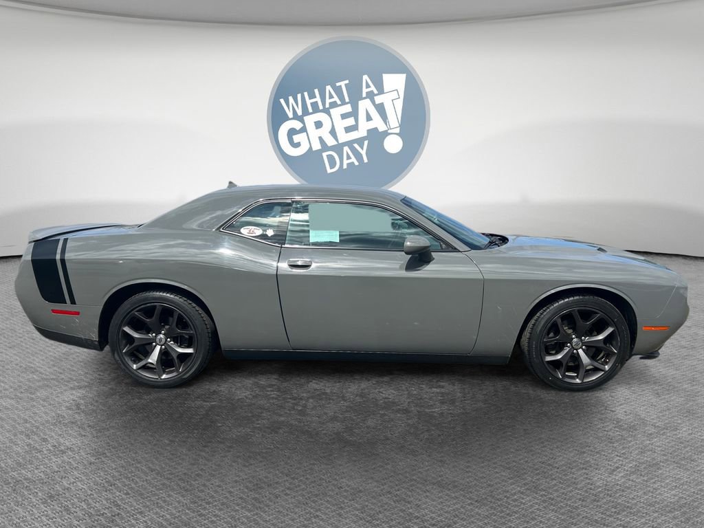 Certified 2017 Dodge Challenger SXT Plus image 2