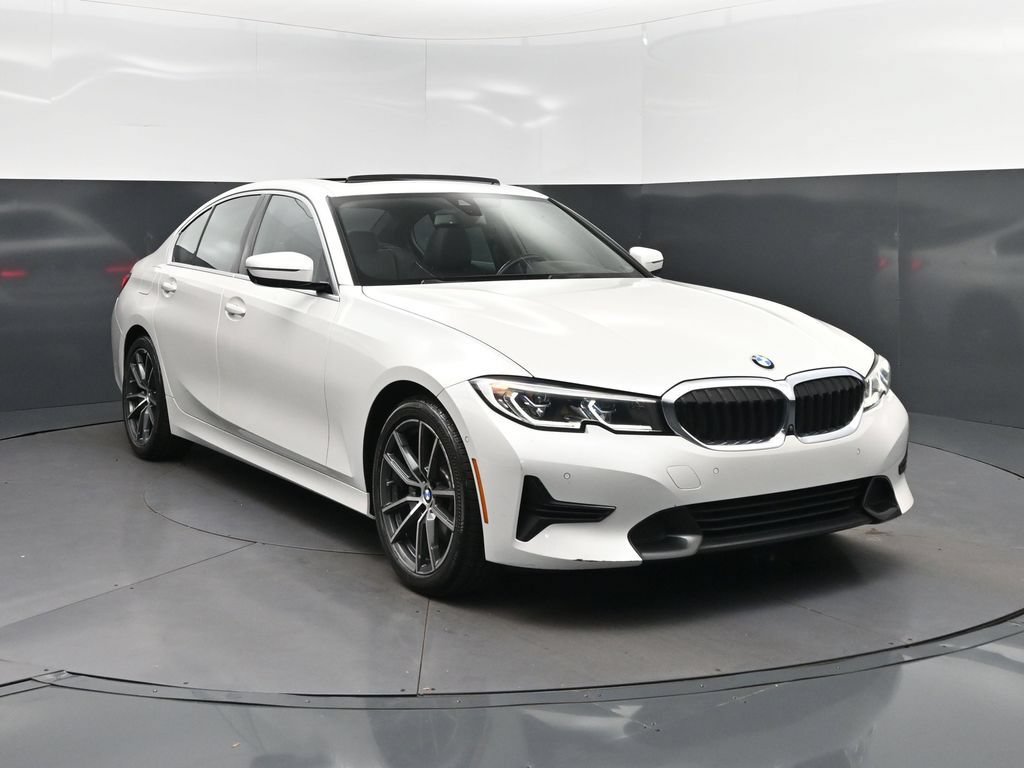 Used 2020 BMW 330i Sedan w/ Executive Package RWD image 9