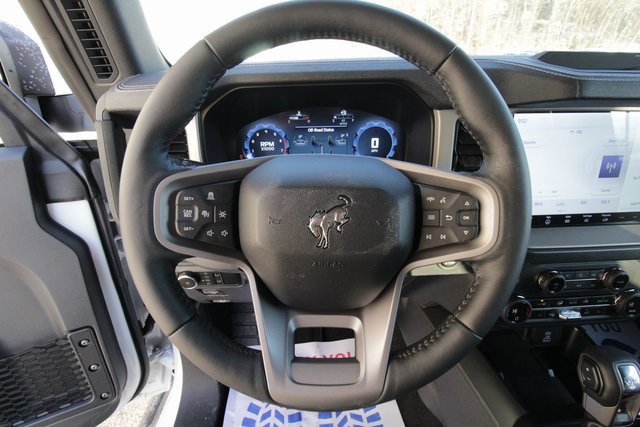 New 2025 Ford Bronco Outer Banks image 22