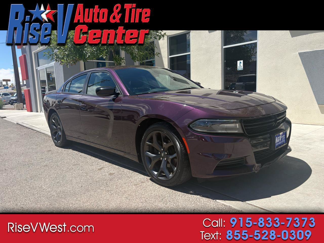 Used 2020 Dodge Charger SXT w/ Blacktop Package