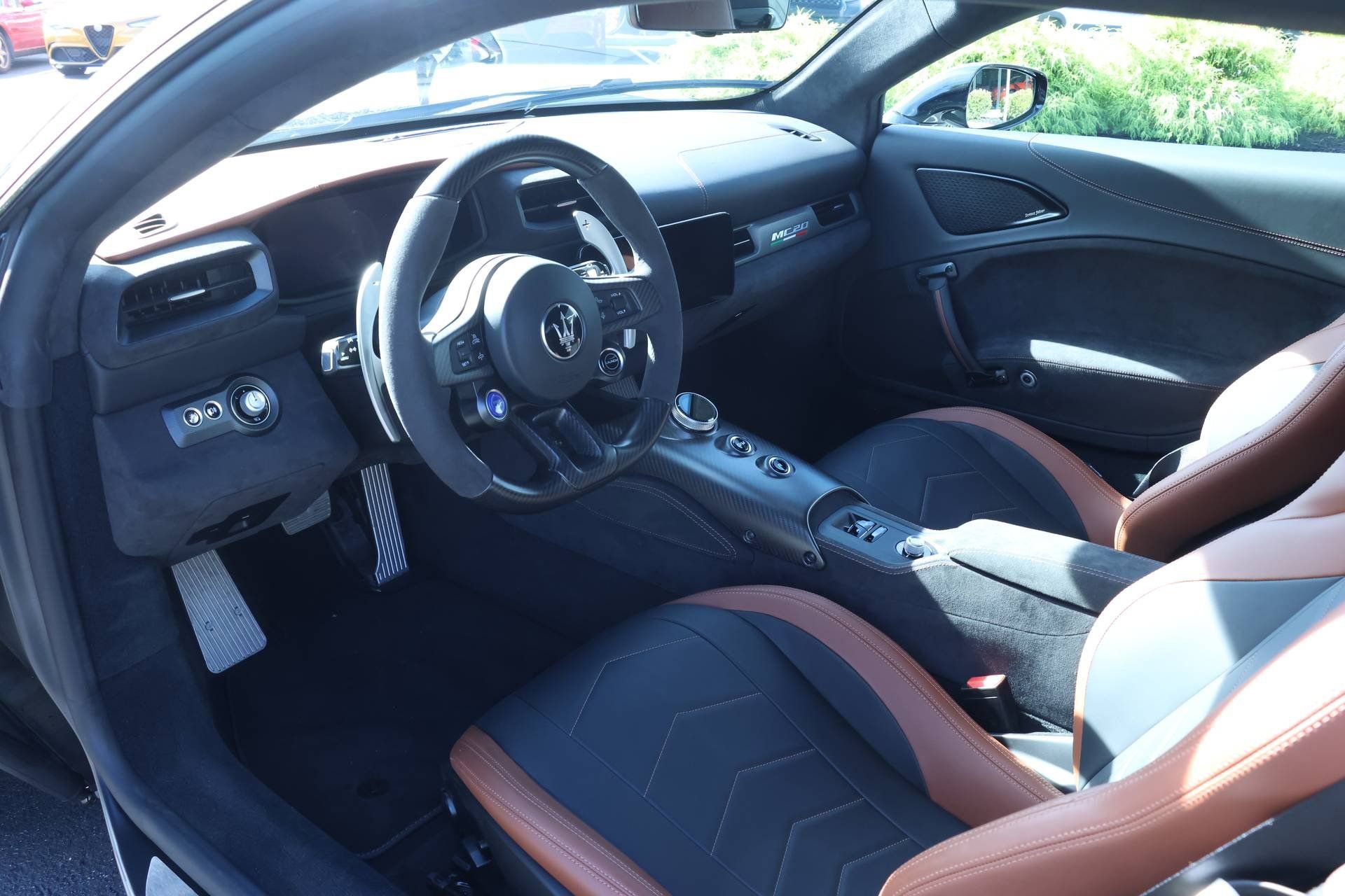 Used 2023 Maserati MC20 Coupe image 8