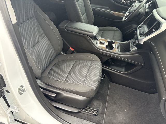 Used 2023 GMC Acadia SLE image 25