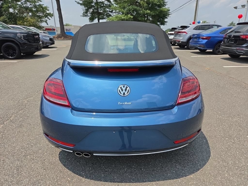 Used 2018 Volkswagen Beetle 2.0T SE FWD image 7