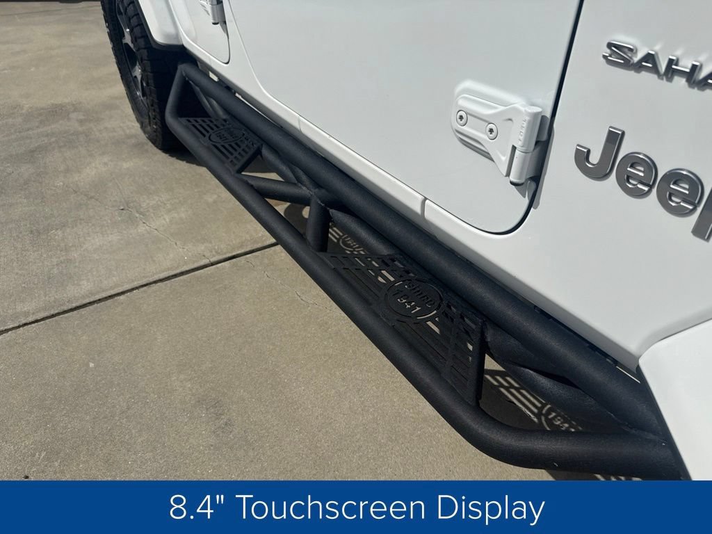 Used 2018 Jeep Wrangler Unlimited Sahara AWD/4WD image 8