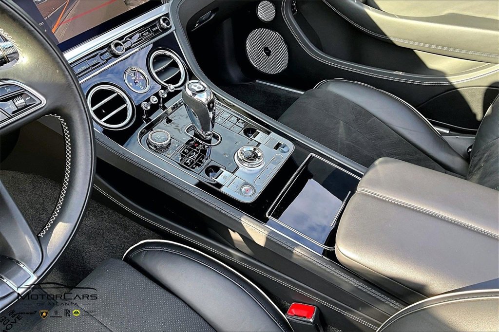 Used 2023 Bentley Continental GT V8 image 17