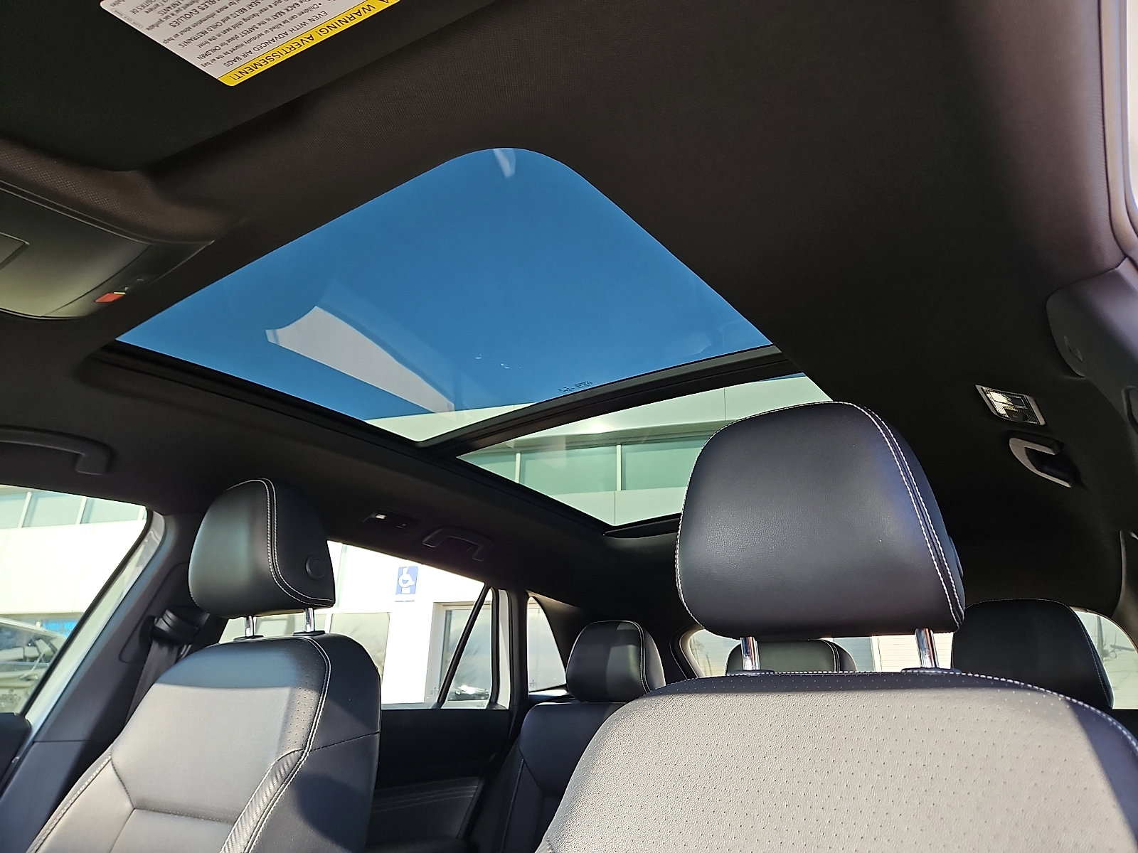 Certified 2022 Volkswagen Atlas Cross Sport SEL R-Line w/ Cross Sport MDO Package image 12