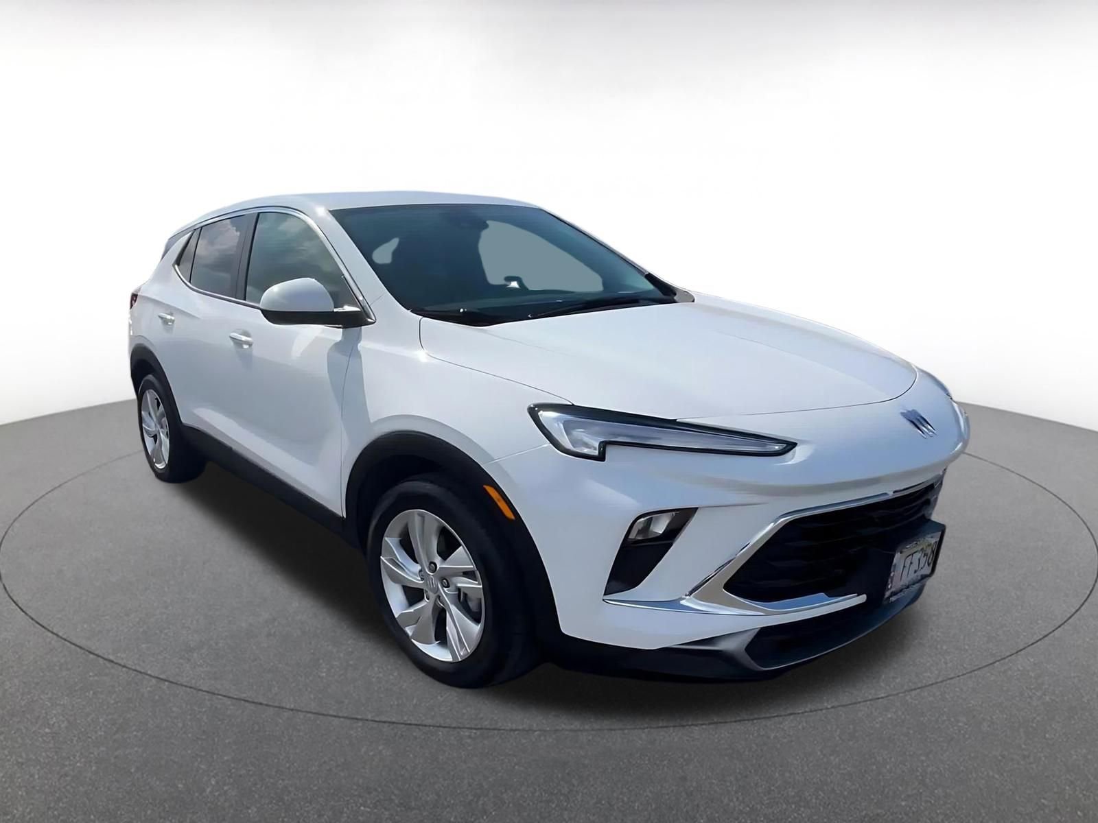 Used 2025 Buick Encore GX Preferred image 3