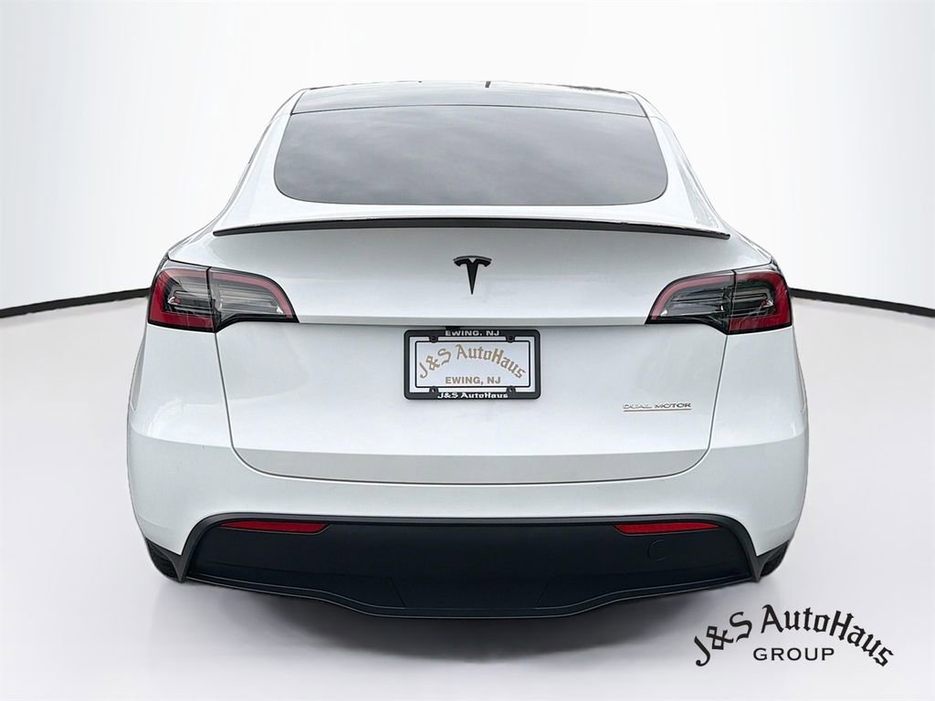Used 2023 Tesla Model Y Performance AWD/4WD image 6