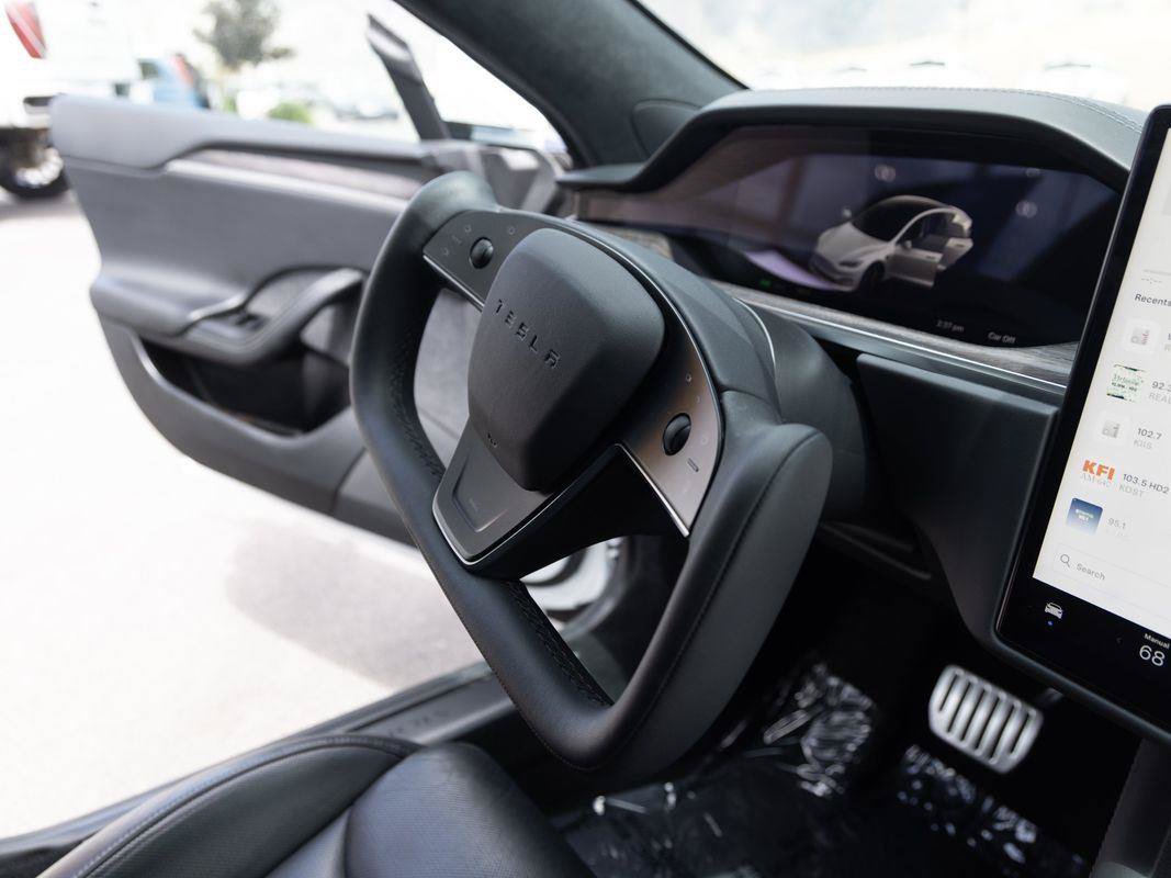 Used 2021 Tesla Model S Plaid AWD/4WD image 26