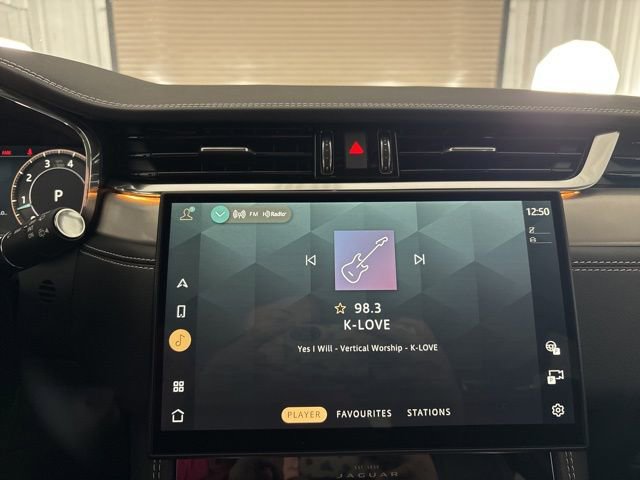 Used 2026 Jaguar F-PACE R-Dynamic S image 16