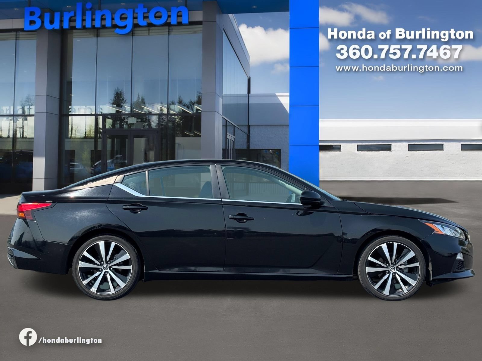Used 2022 Nissan Altima 2.5 SR FWD image 7